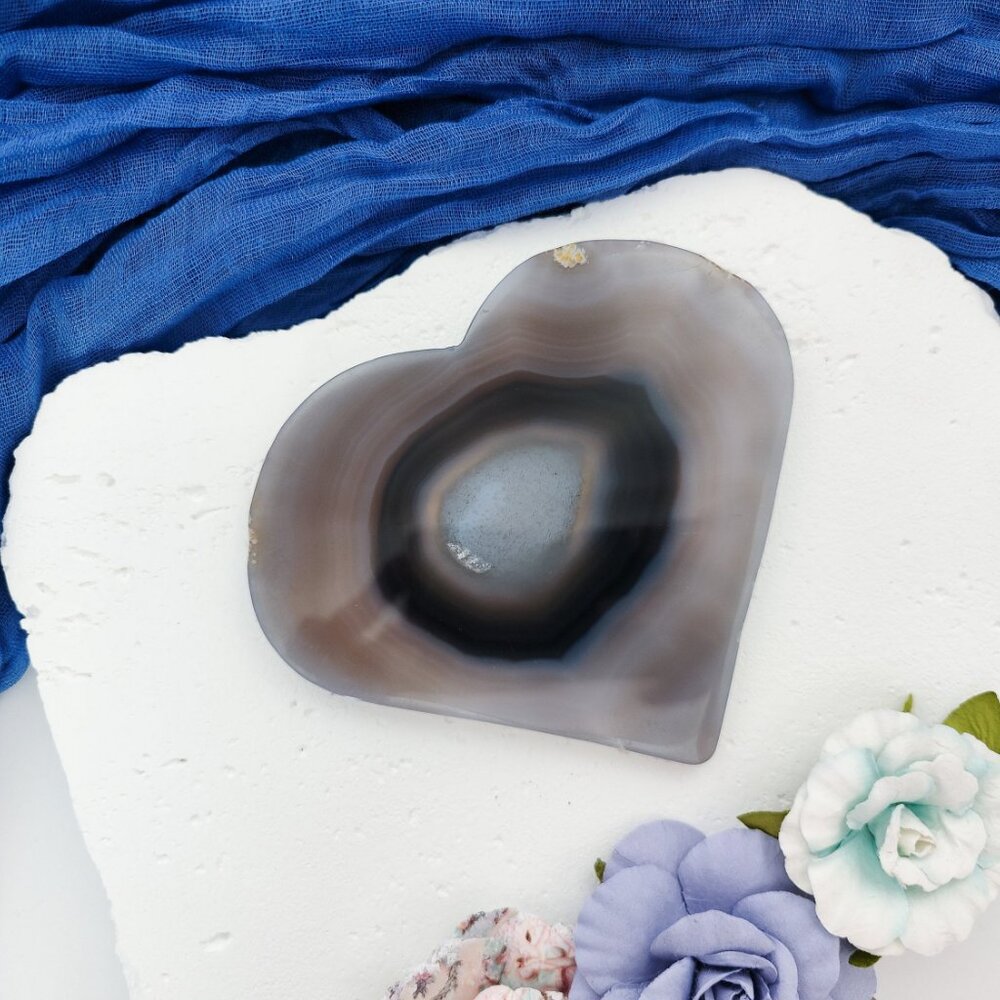 Druzy Agate Flat Heart Crystal Carving